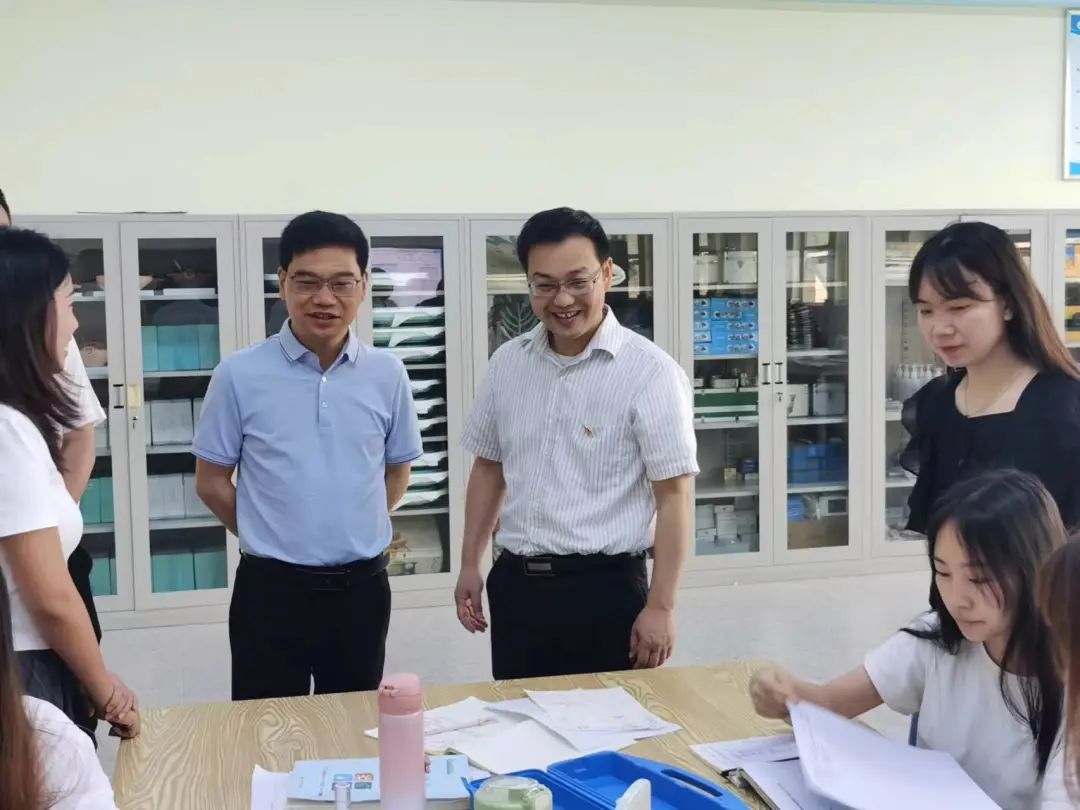 0606市委主题教育第十八巡回指导组到校下沉督导主题教育工作.jpg 0606市委主题教育第十八巡回指导组到校下沉督导主题教育工作.jpg