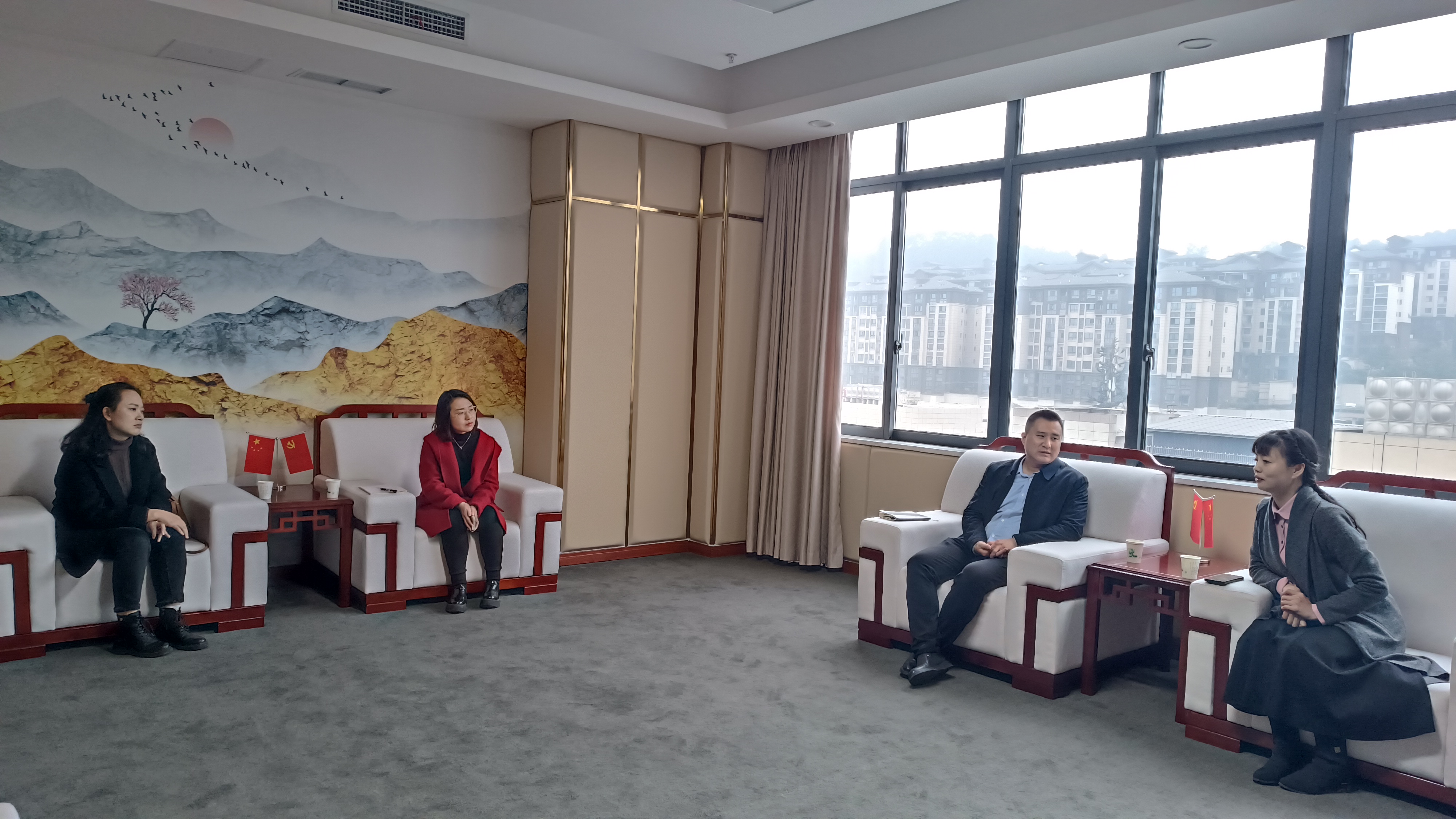 文旅康养学院与永川儿童医院开展合作交流.jpg 文旅康养学院与永川儿童医院开展合作交流.jpg