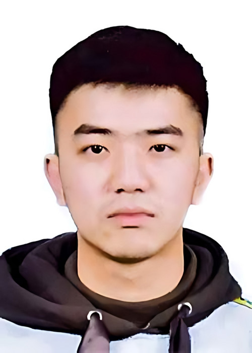 熊浩然形象照.jpg